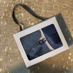 UGG Bixbee Booties & Lovey Blanket Set in Navy